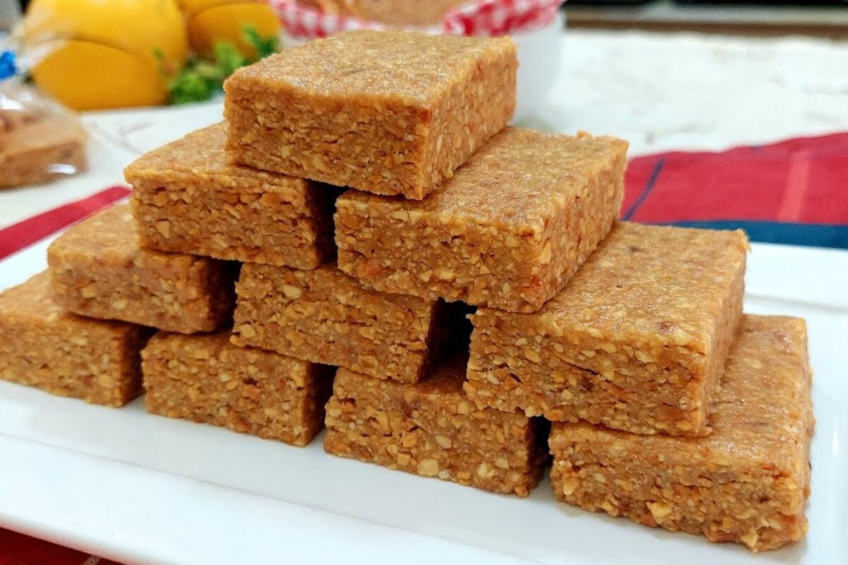 Doce de amendoim no espeto